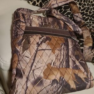 Bella camouflage crossbody